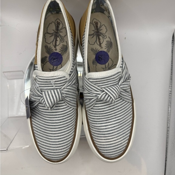 Tommy Bahama Women's Gray and white Striped Sneakers size 8.5 - Picture 7 of 10